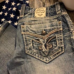 Rock Revival men’s jeans! 34